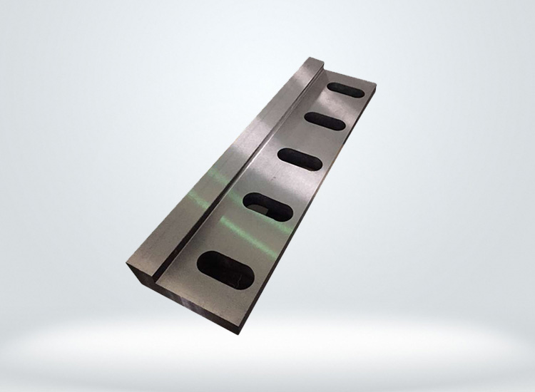 刀口鑲(xiāng)鋼刀