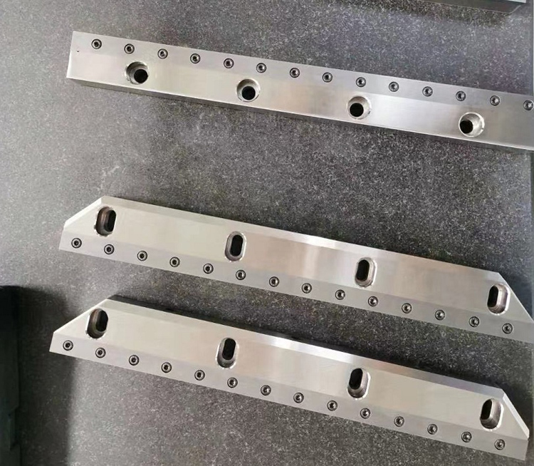 剪闆機刀片(pian)